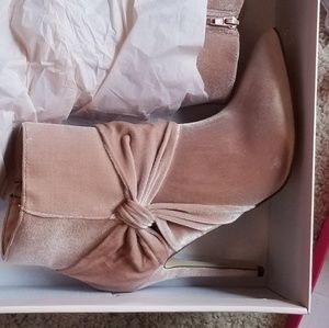 She dazzle 10 blush bootie